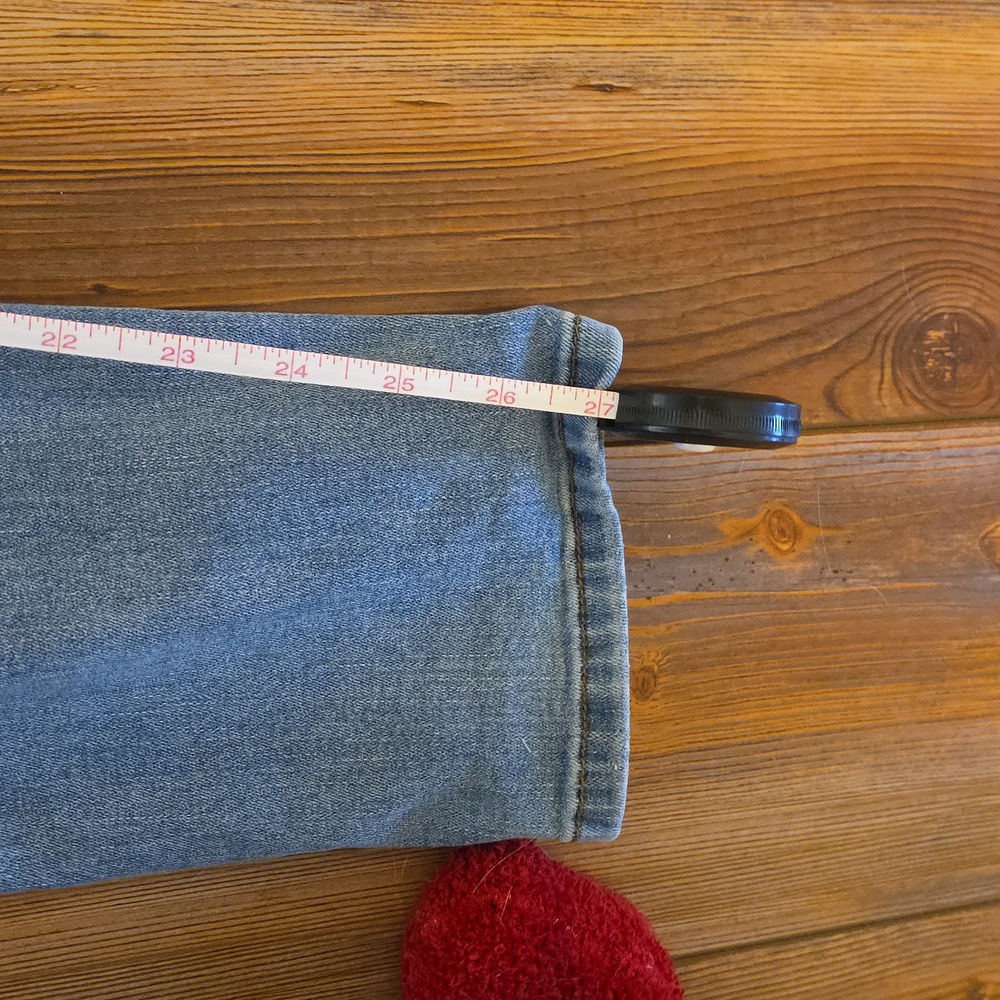 Distressed Blue Jeans - Picture 5 of 5